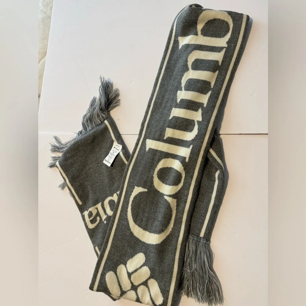 Columbia Fringed Lodge Scarf Large Logo Thick Double Sided Graphic Unisex